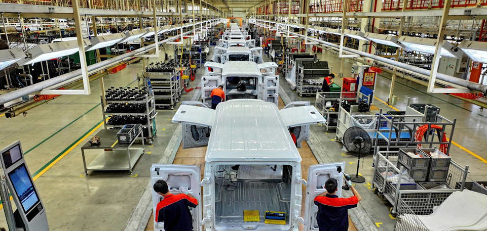 Commercial Box Logistics Vehicle Assembly Line